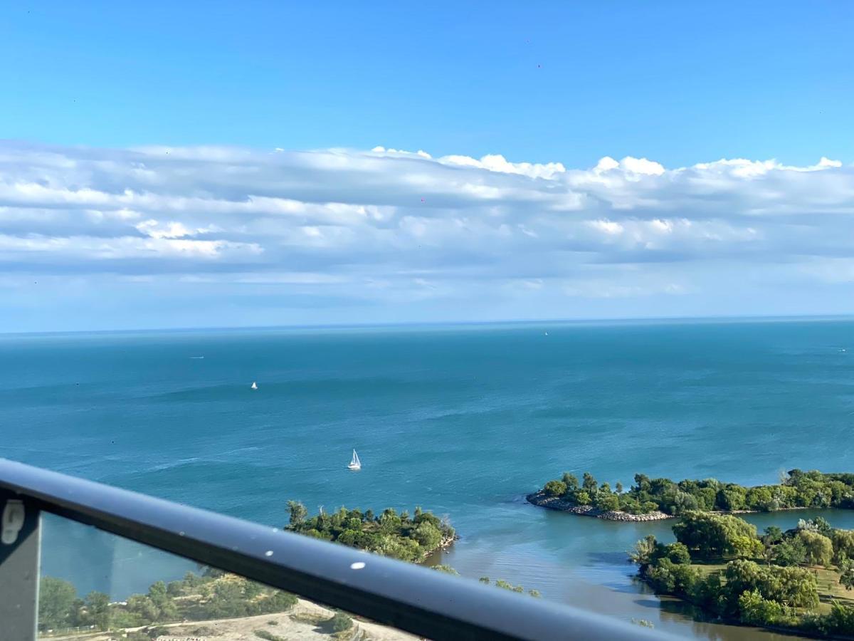 1 Bedroom Waterfront Condo Toronto Bagian luar foto