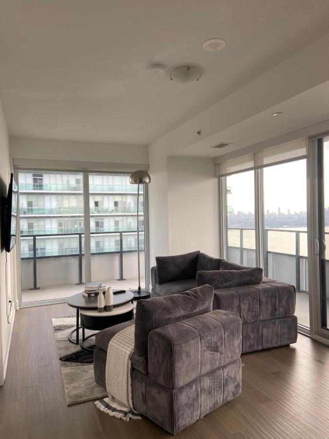 1 Bedroom Waterfront Condo Toronto Bagian luar foto